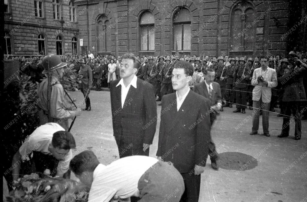 Belpolitika - Zalka Máté népi kollégium