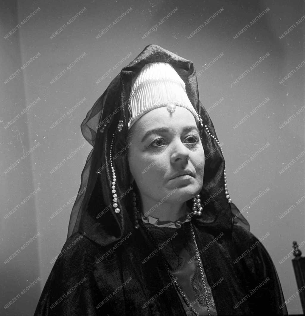 Színház - II. Rákóczi Ferenc fogsága 