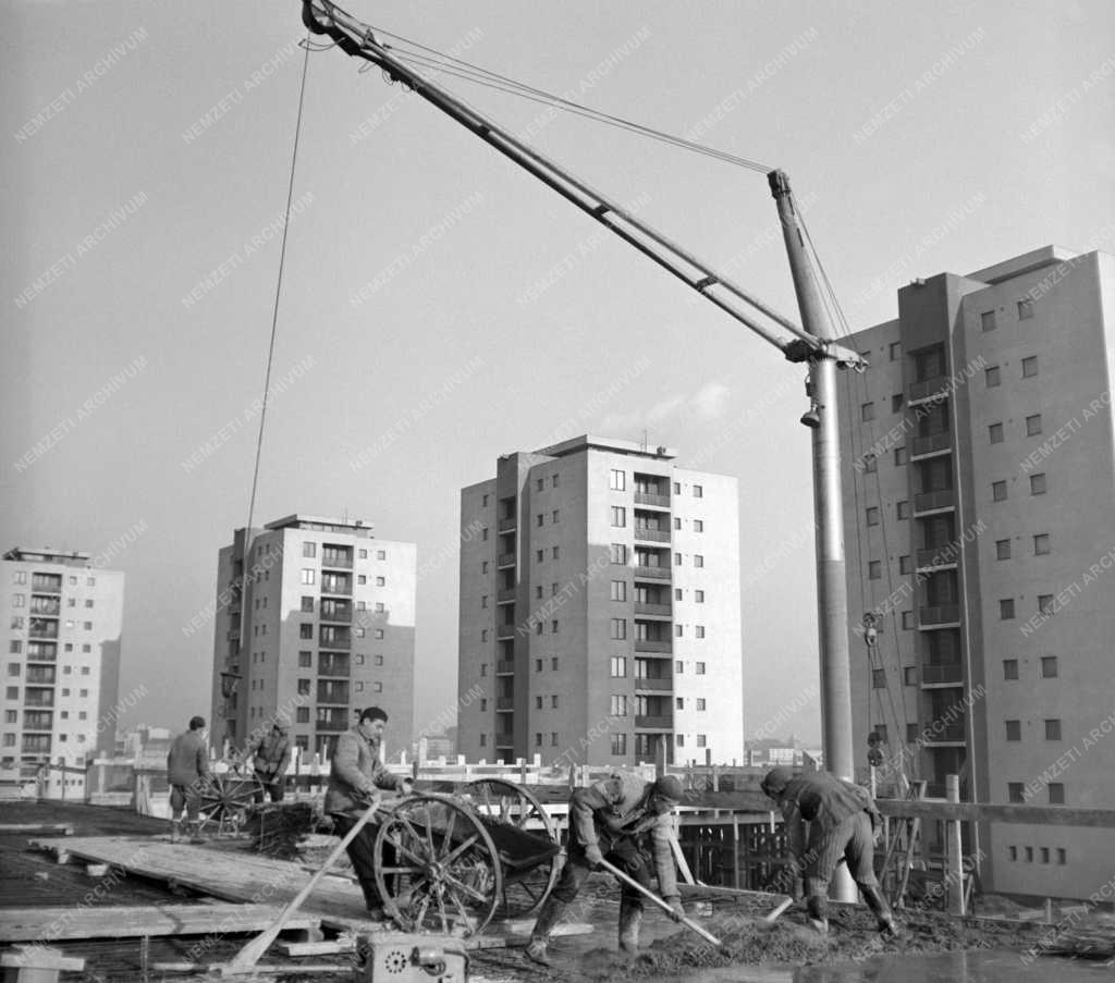Építőipar - Új iskola épül a lágymányosi lakótelepen