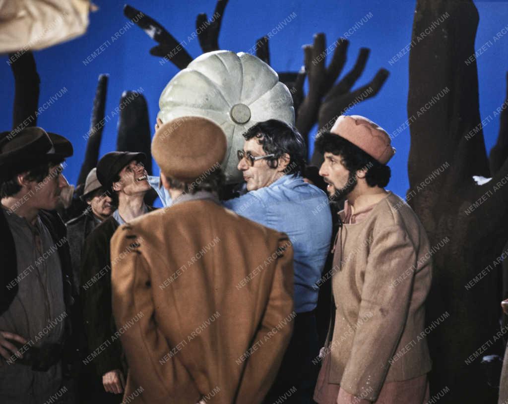 Kultúra - Film - A Bolondok bálja című tv-film forgatása