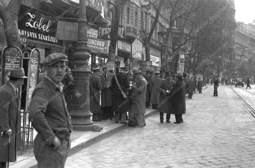 Rendőrség - Razzia a belvárosban