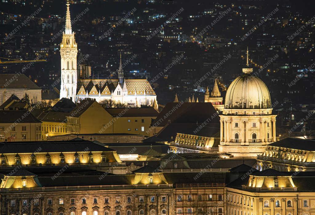 Esti városkép - Budapest - A Budai Vár és a Mátyás templom