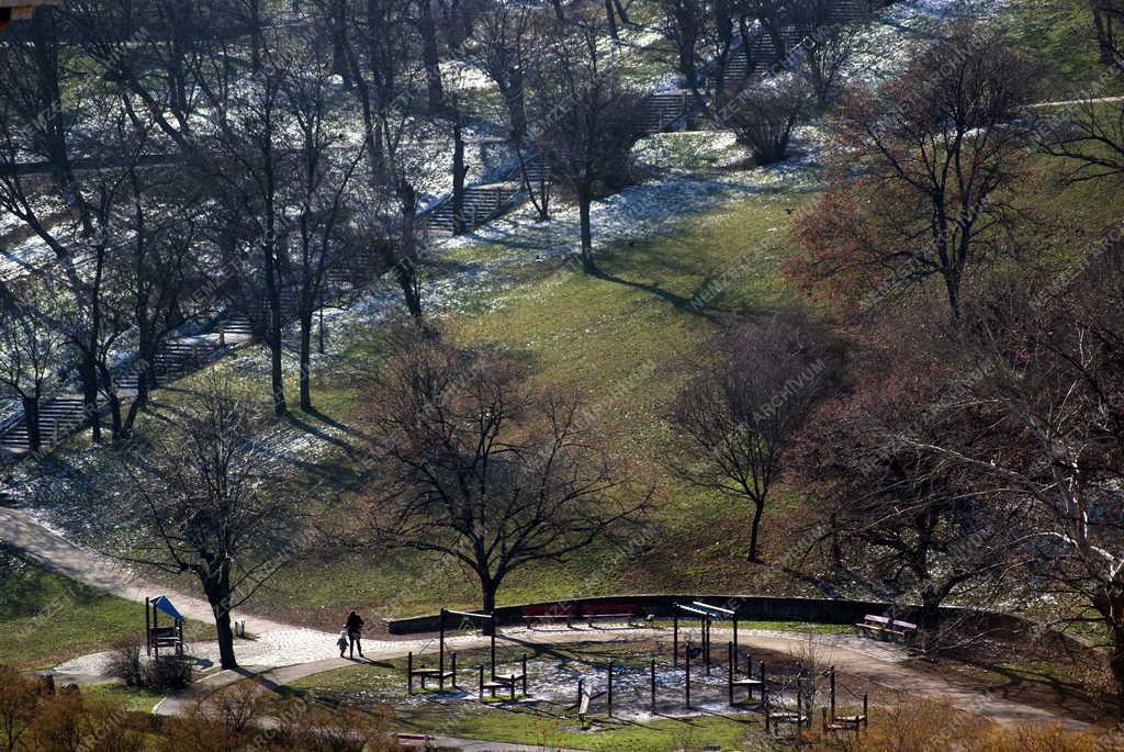 Városkép - Budapest - A tabáni közpark részlete 