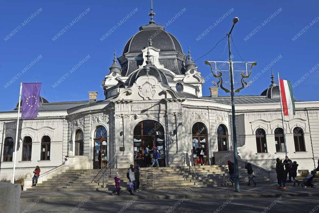 Városkép - Budapest - Városligeti Műjégpálya épülete