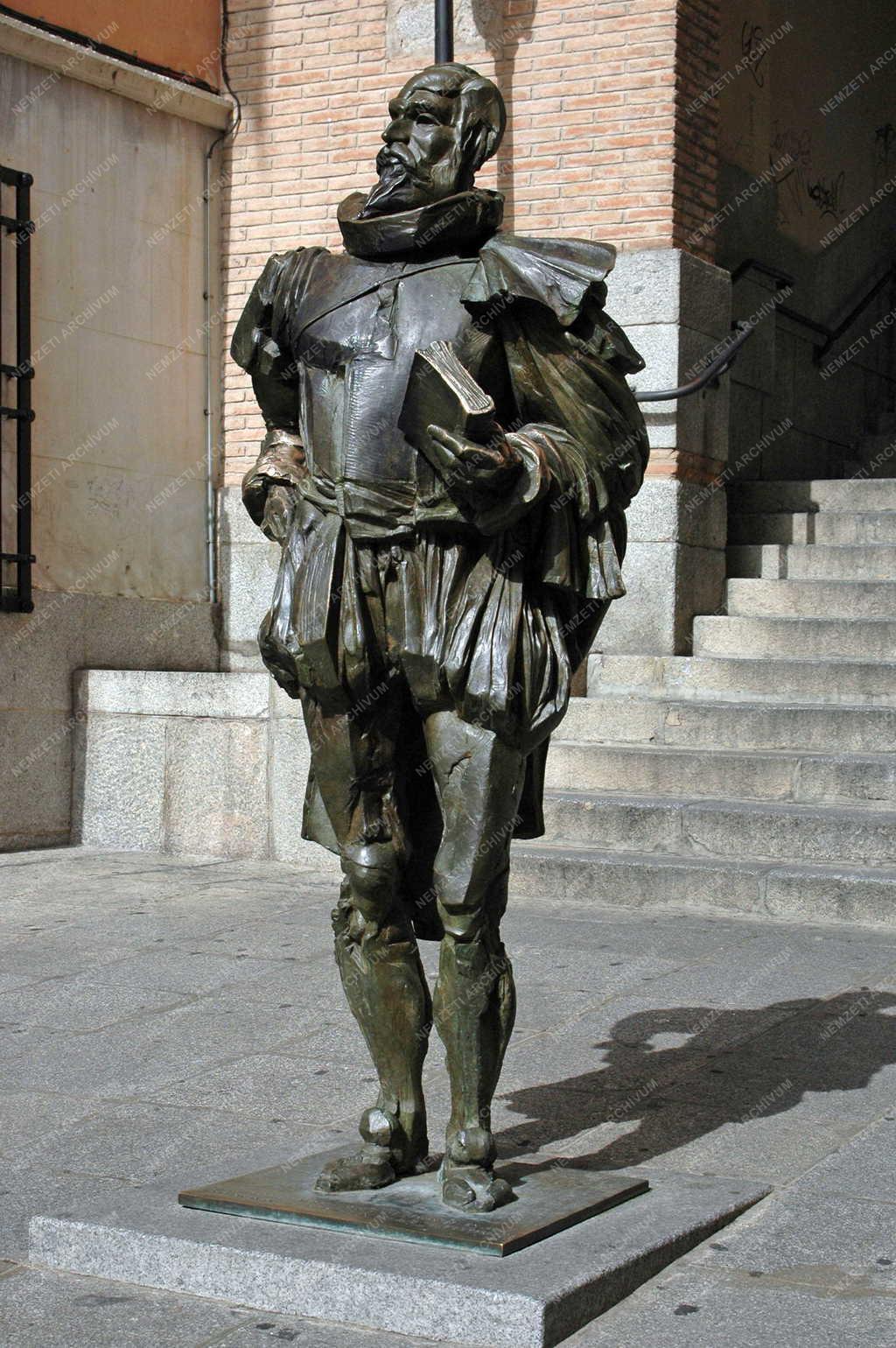 Spanyolország - Toledo - Miguel de Cervantes-szobor
