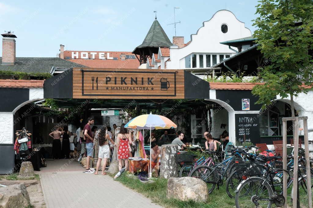 Vendéglátás - PIKNIK Manufaktúra Nagymaroson