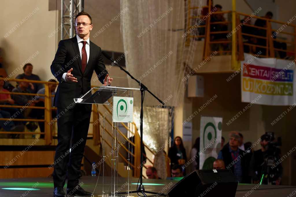 Szijjártó Péter Zentán