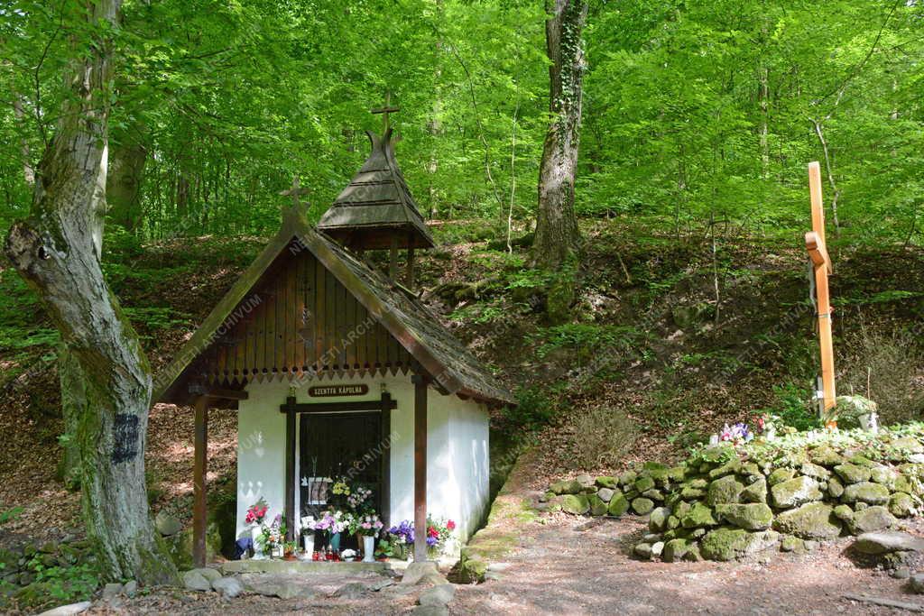 Városkép - Dömös - Szentfa-kápolna