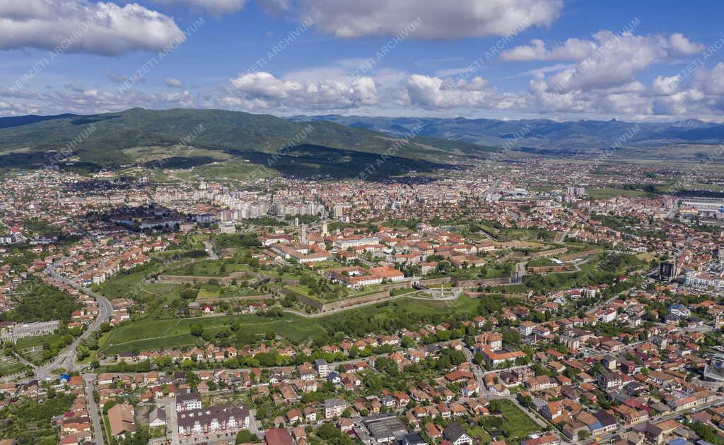 Városkép - Erdély - Gyulafehérvár