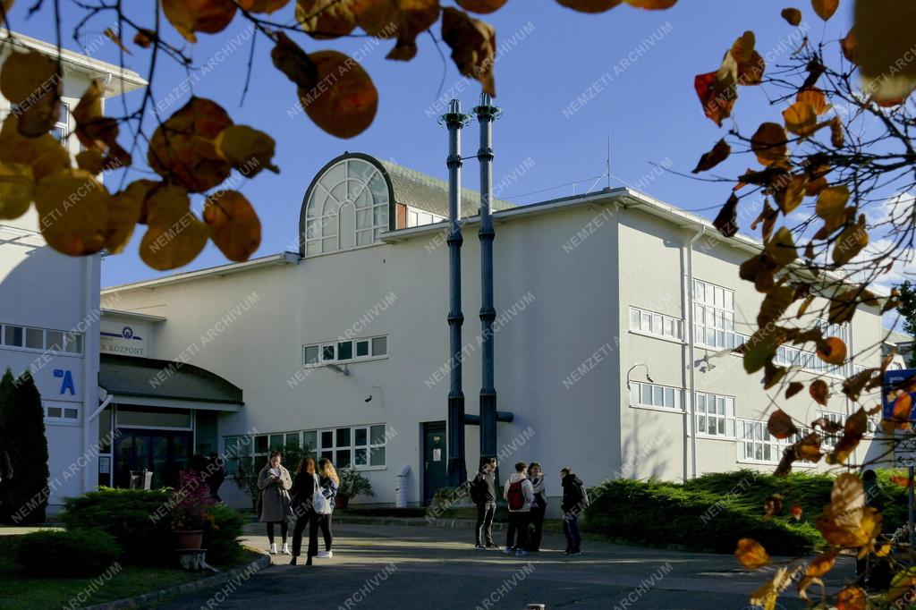 Tudomány - Gödöllő - Mezőgazdasági Eszköz- és Gépfejlődéstörténeti Szakmúzeum