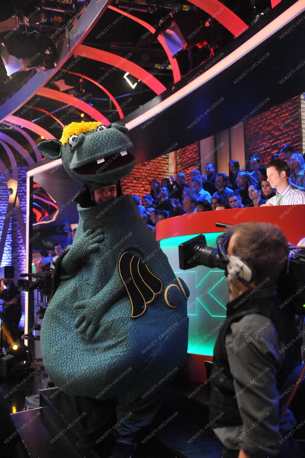 Kultúra - Televízió - DTK - D. Tóth Kriszta Show