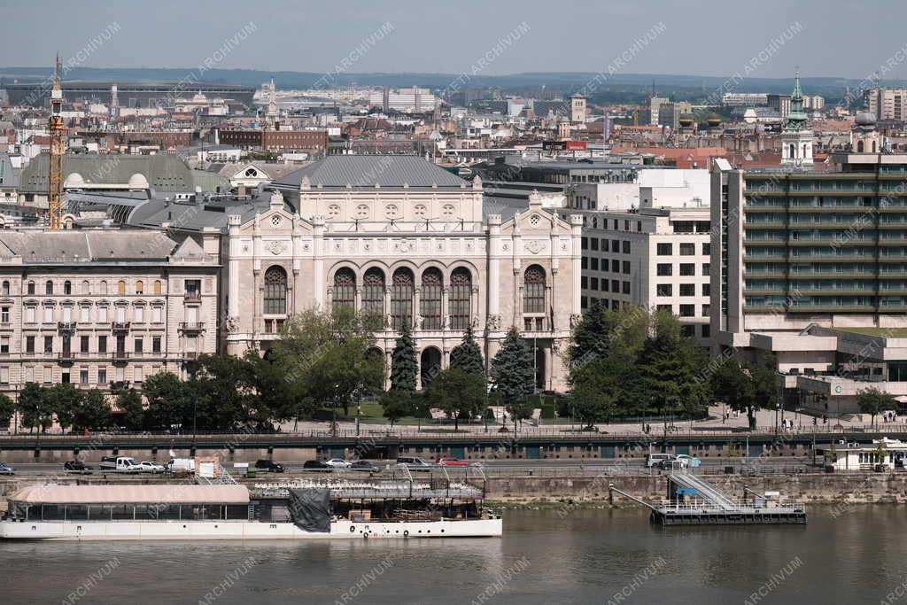 Városkép - Budapest - Pesti Vigadó