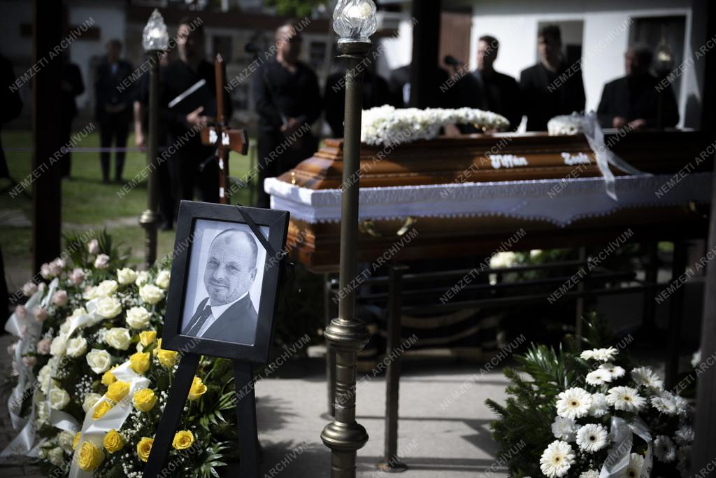 Tiffán Zsolt volt országgyűlési képviselő temetése