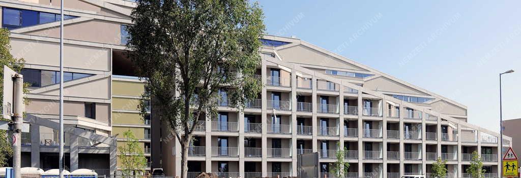 Építőipar - Debrecen - Dóczy Lakópark építése