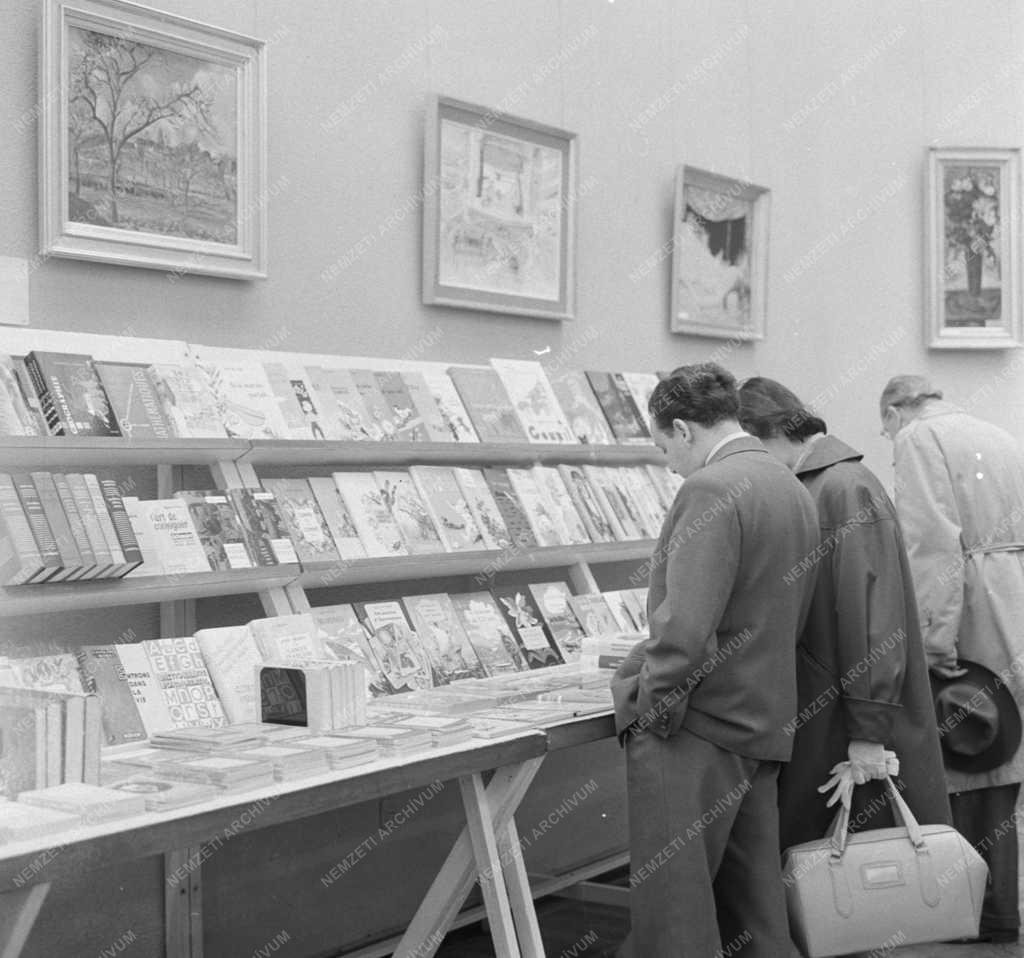 Kultúra - Francia könyvkiállítás a Műcsarnokban