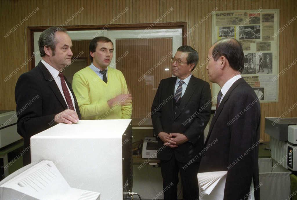 Külkapcsolat - A Yonhap dél-koreai hírügynökség vezetői az MTI-ben