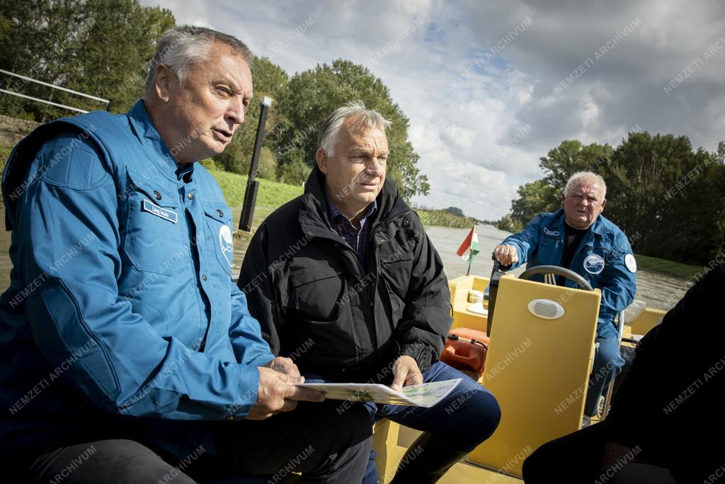 Árvíz - Orbán Viktor engedélyt adott a Lajta-menti szükségtározó megnyitására