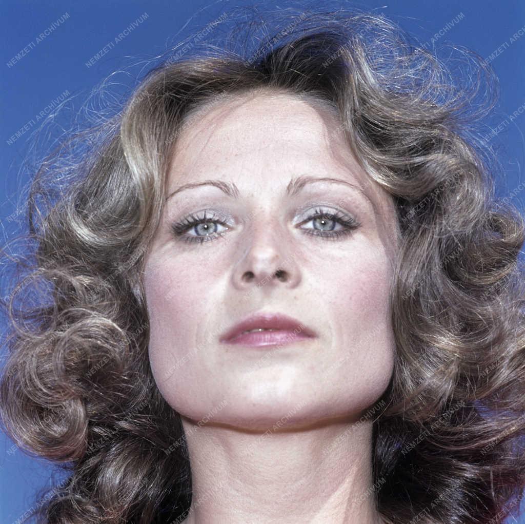 Kultúra - Bánsági Ildikó színésznő
