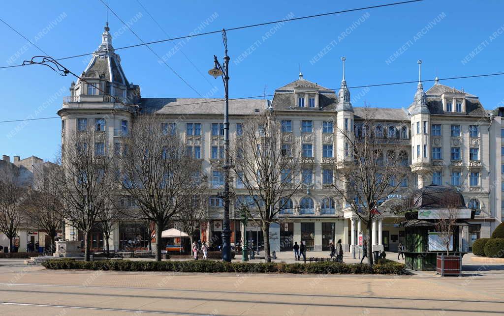Táj, város - Debrecen - Városkép