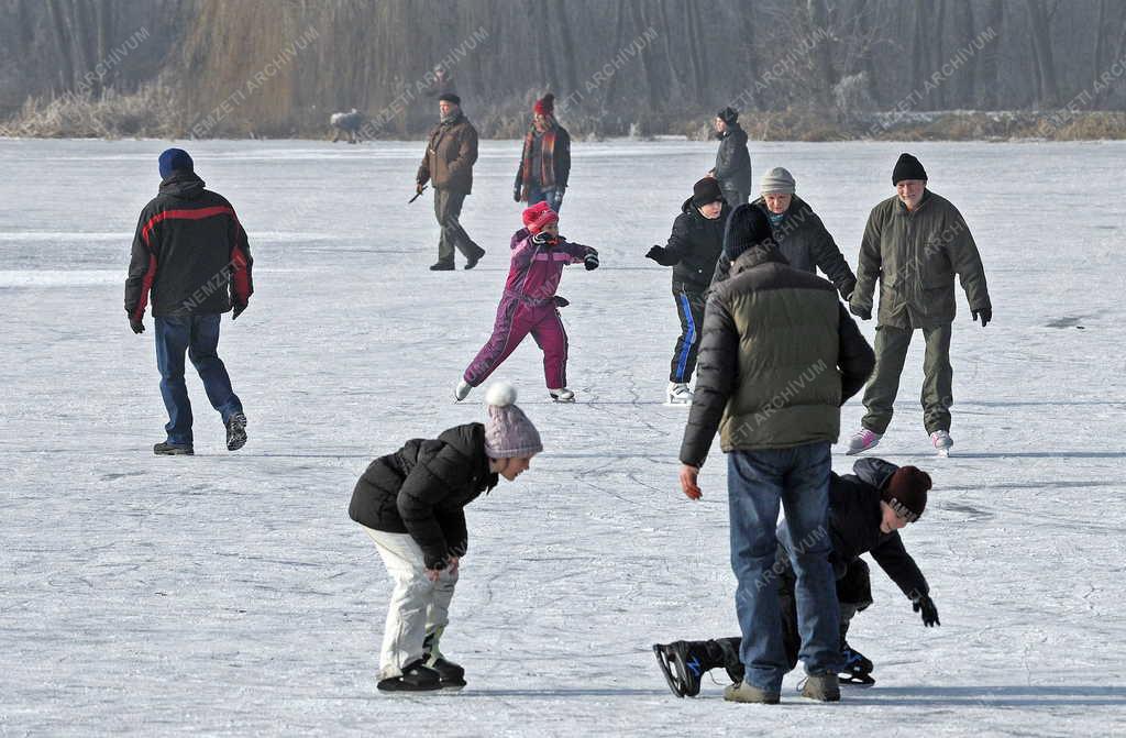 Természet - Debrecen - Befagyott a Vekeri-tó