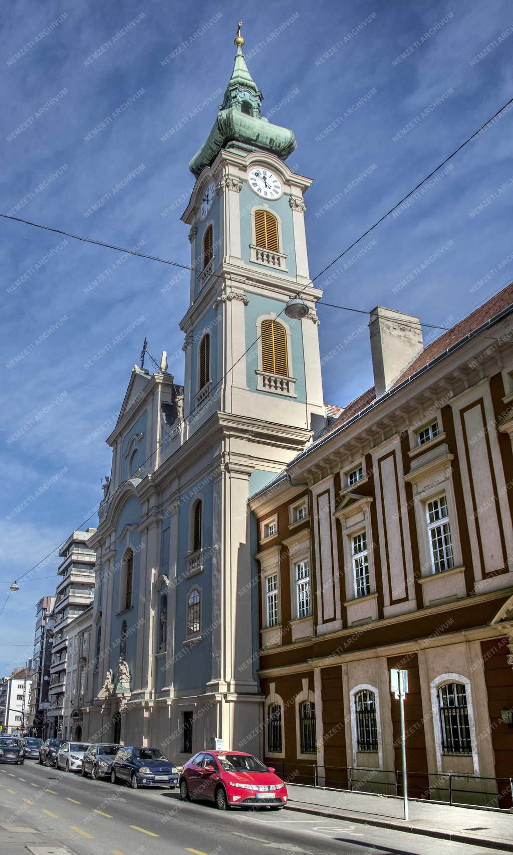 Szociális szolgáltatás - Magyar Máltai Szeretetszolgálat-Gondviselés Háza Idősek Otthona
