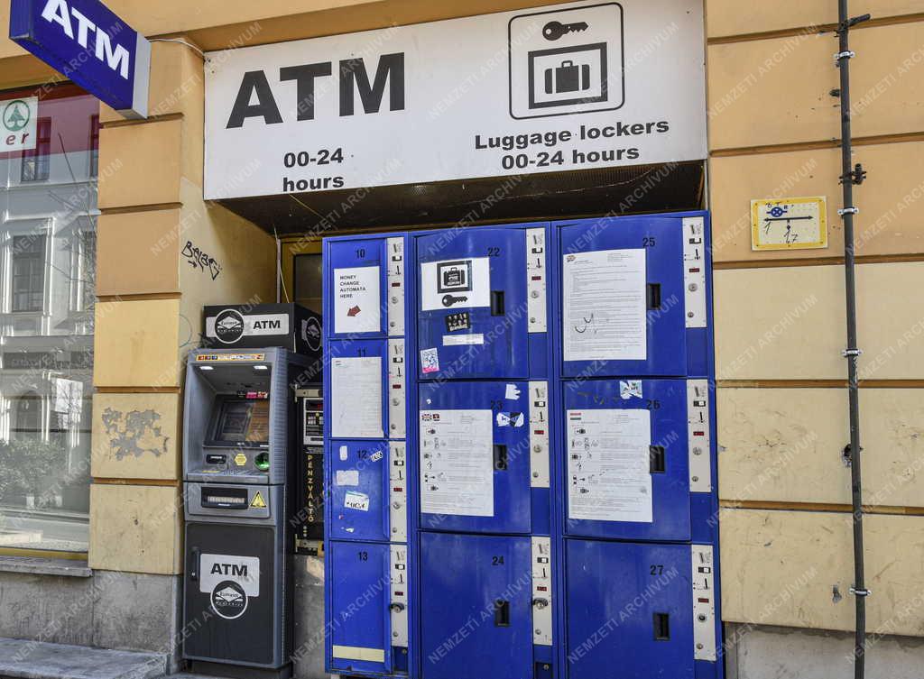 Idegenforgalom - Budapest - Bankjegyautomata és csomagmegőrző Erzsébetvárosban