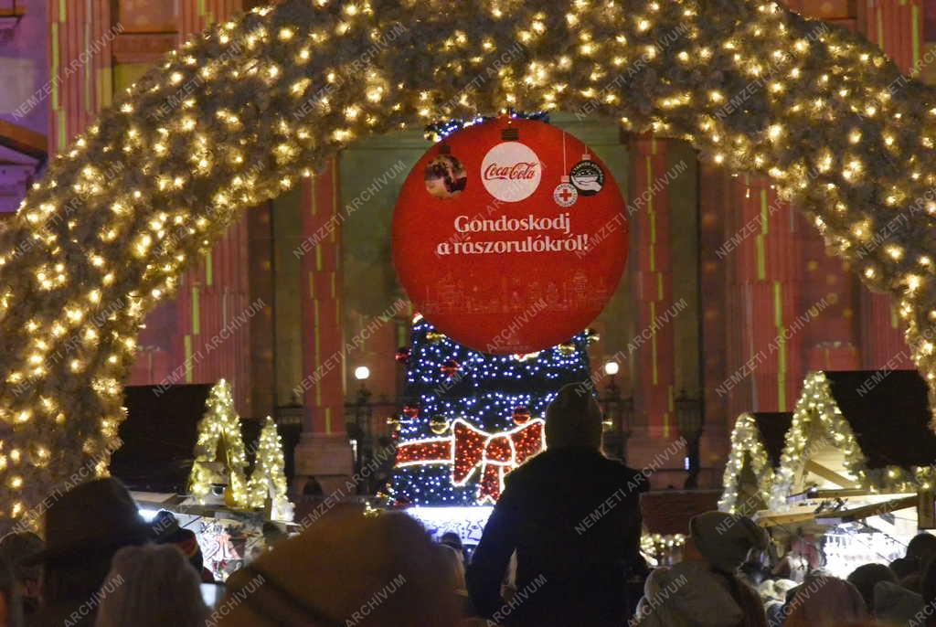 Városkép - Ünnep - Budapest  - Adventi Ünnep a Bazilikánál