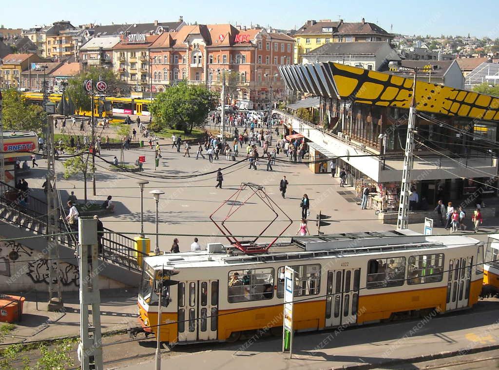 Budapest - Városkép - Moszkva tér