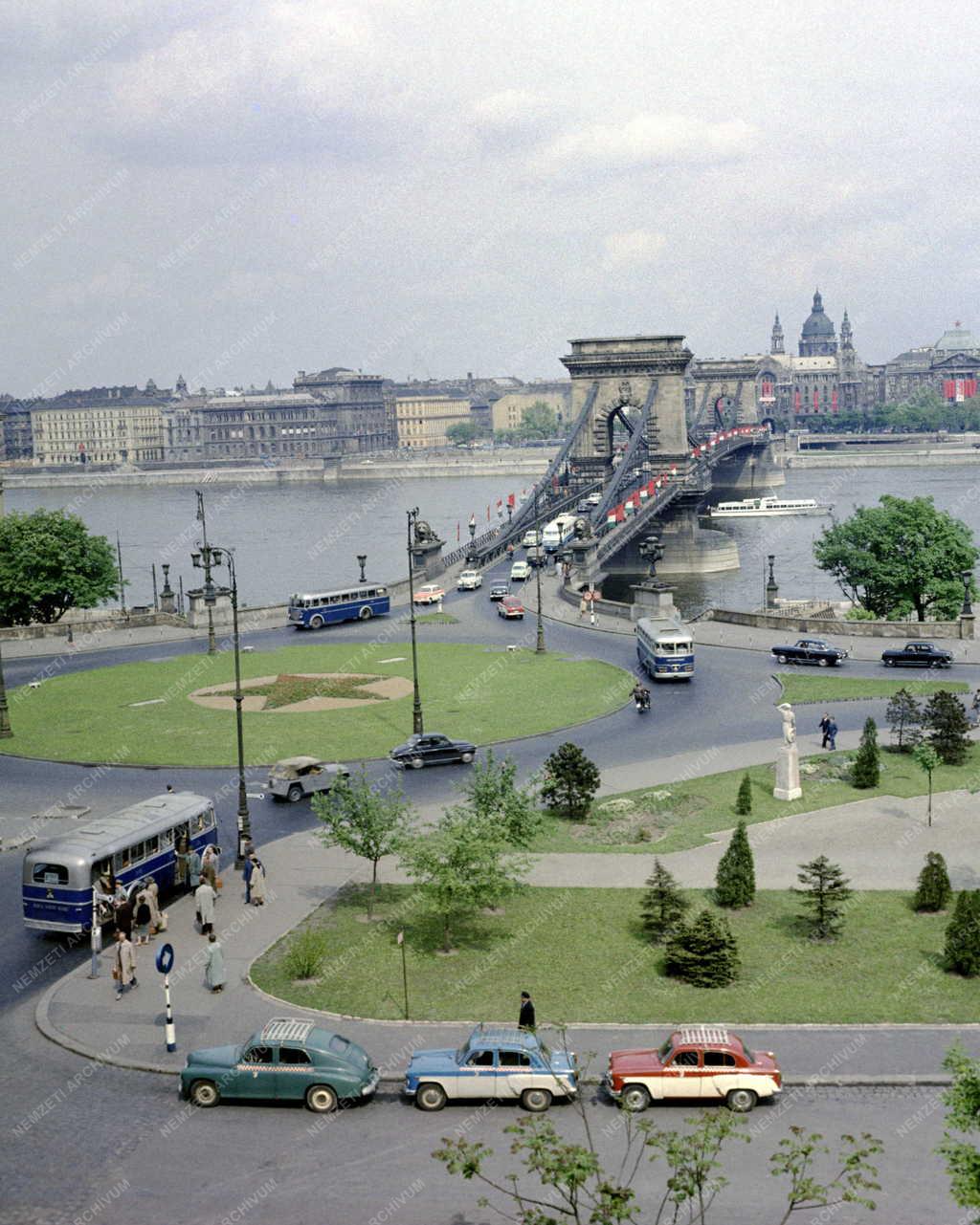 Budapest - Clark Ádám tér