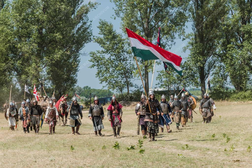 Néphagyomány - Kultúra -  Ősök Napja Bugacon - Kurultaj Magyar Törzsi Gyűlés