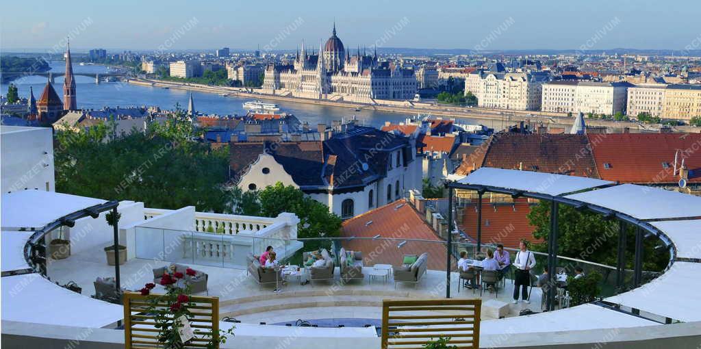 Városkép - Budapest - Kilátás a Lónyay-Hatvany villa teraszáról