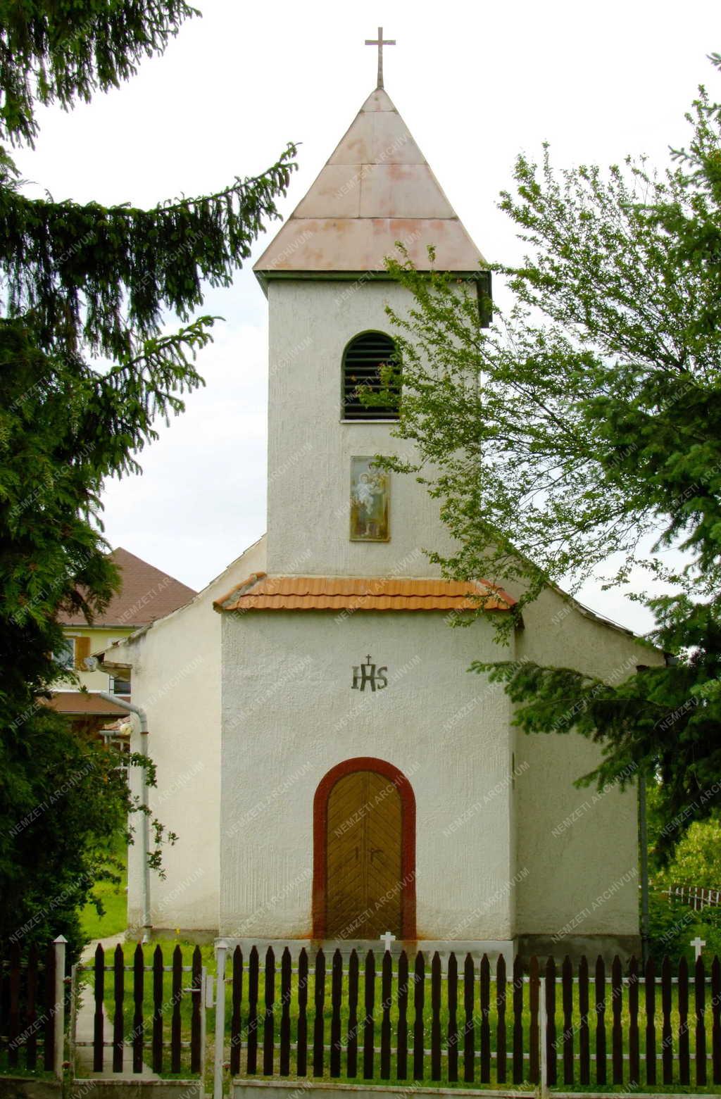 Táj, város - Csonkahegyhát - Templomépület