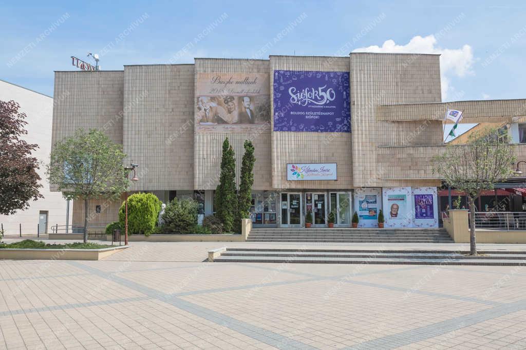 Városkép - Siófok - Kálmán Imre Kulturális Központ