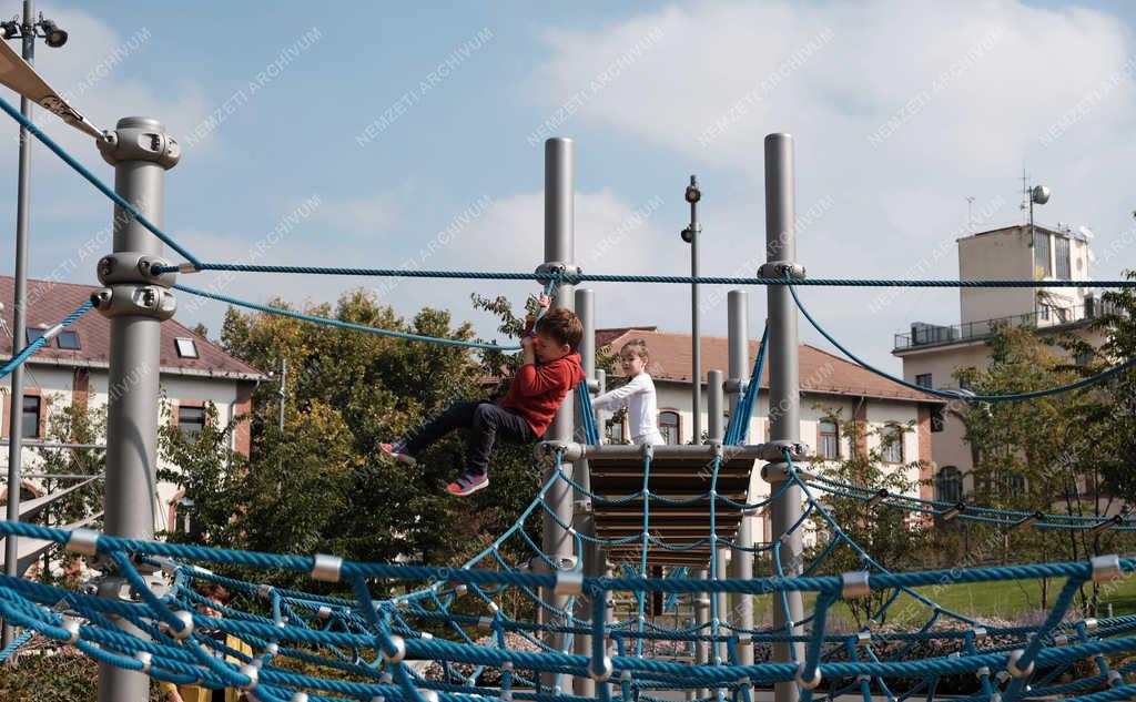 Városkép - Budapest - Széllkapu Park