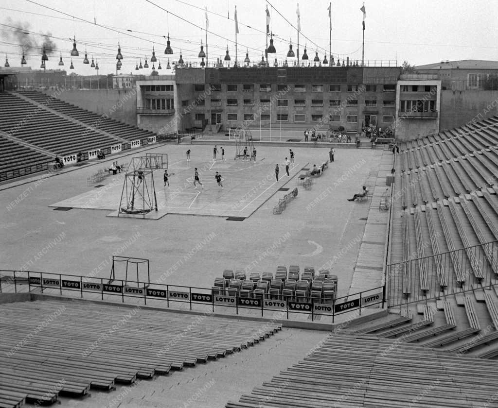 Sport - Az 1965-ös Universiade Budapesten