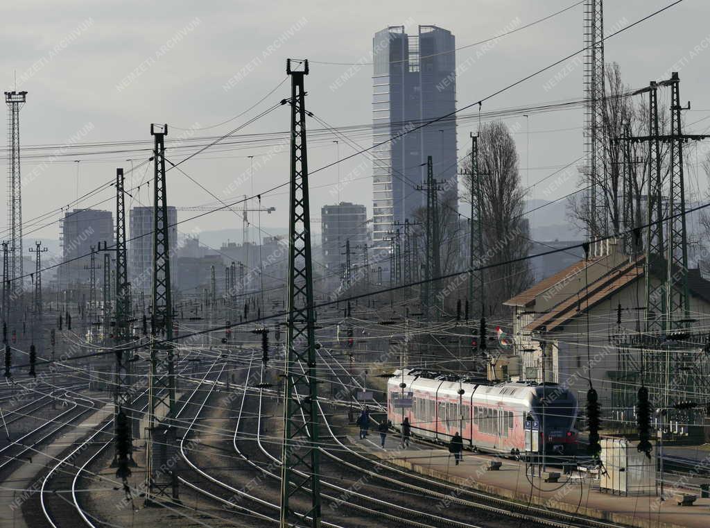 Közlekedés - Budapest - Ferencváros vasútállomás