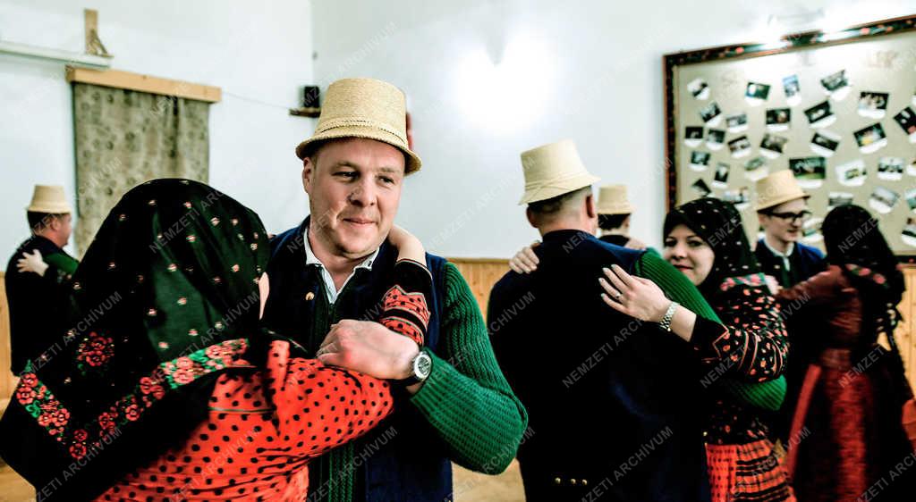 Hagyomány - Szék - Húsvéti táncház