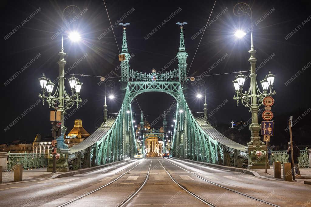 Esti városkép - Budapest - Szabadság híd