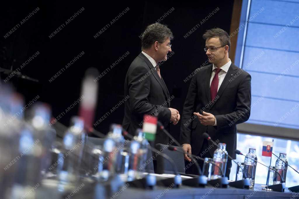 Szijjártó Péter az Ázsia-Európa Találkozó (ASEM) külügyminiszteri szintű tanácskozásán Luxembourgban