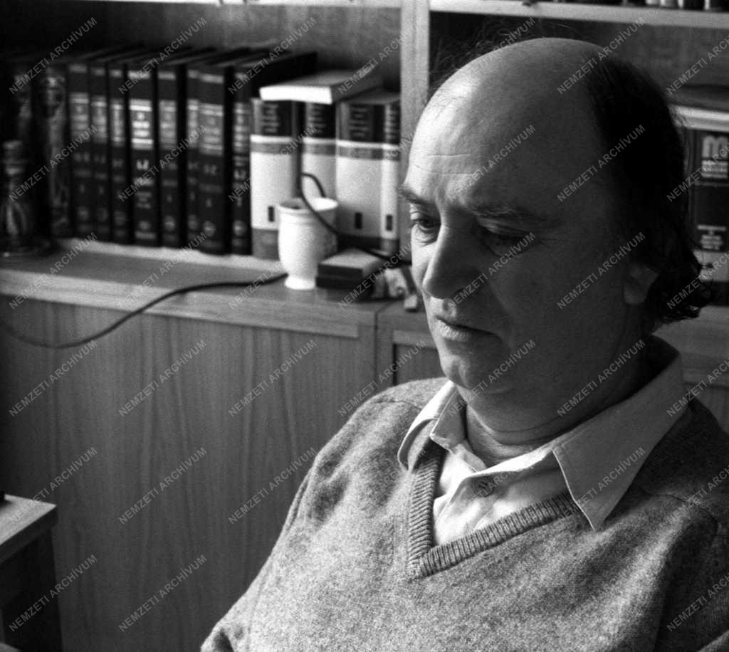 Juhász Gyula történész, akadémikus