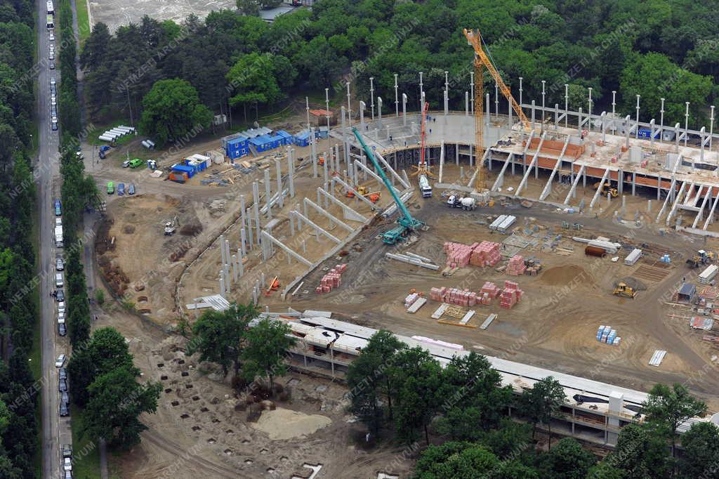 Sportlétesítmény - Debrecen - Épül az új stadion Debrecenben