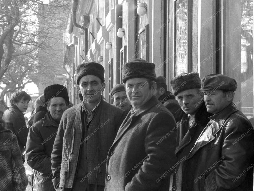 Falusi hétköznapok - A balmazújvárosi gyepsor télen