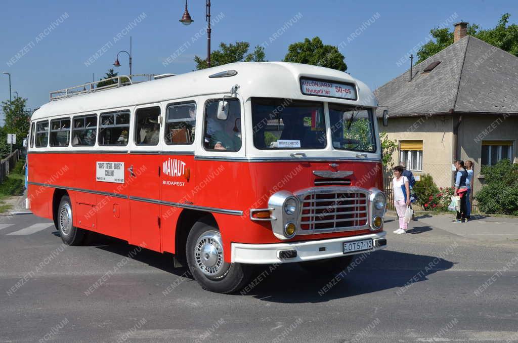 Közlekedés - Veresegyház - Veteránjármű találkozó