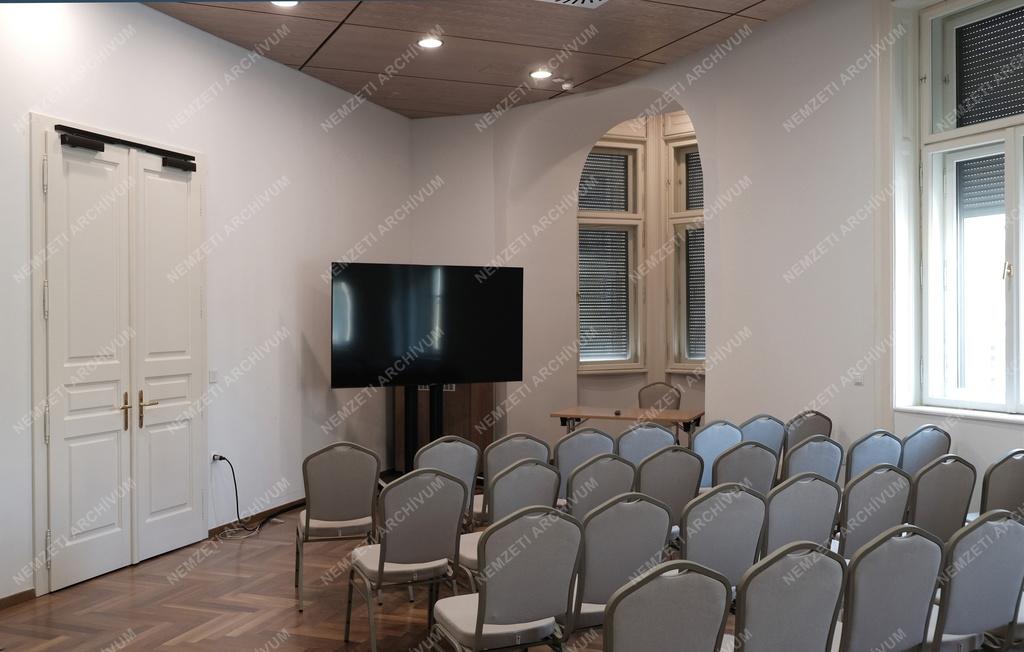 Kultúra - Budapest - Márai Sándor Kulturális Központ