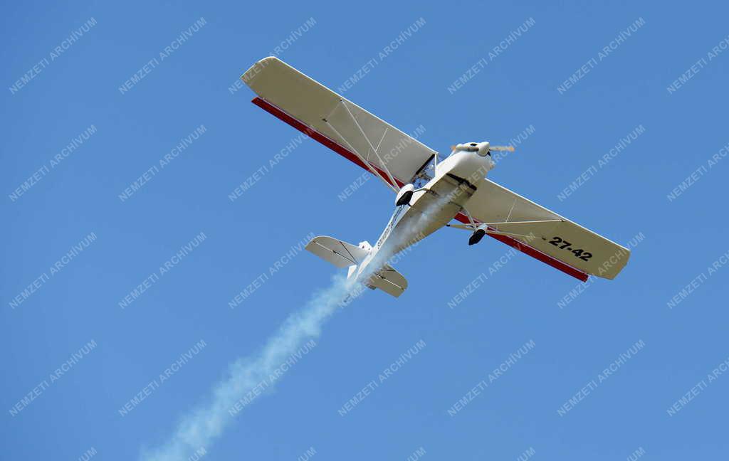 Repülősport - Hajdúszoboszló - Bemutató repülés