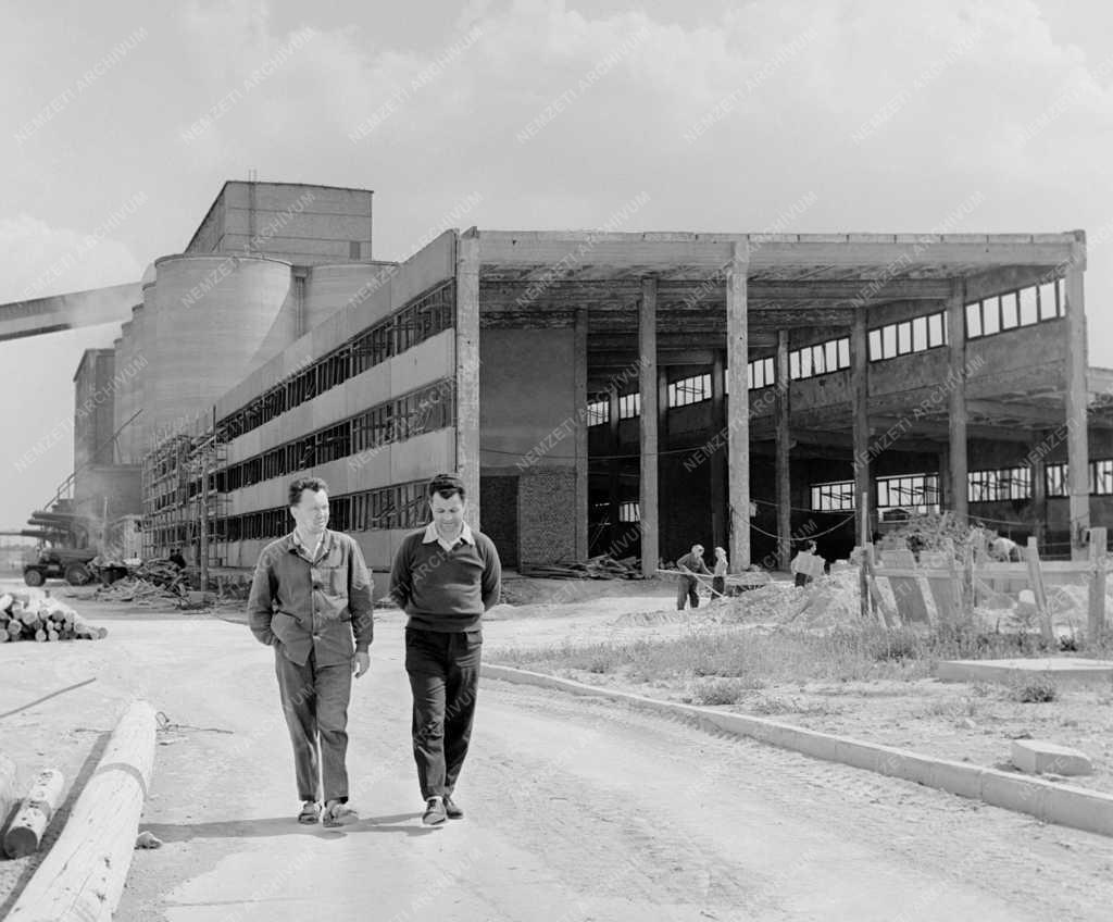 Ipar - Fejlesztés a Dunai Cementműben