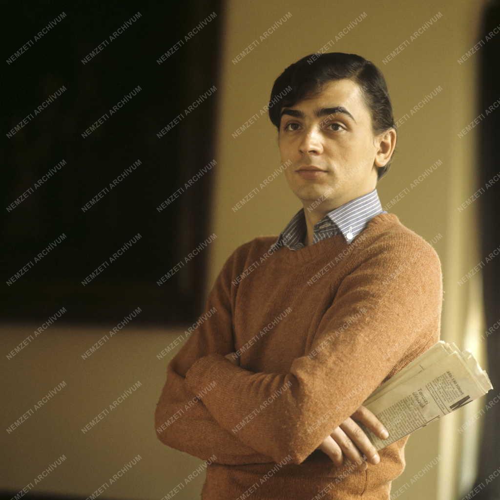 Kultúra - Mihályi Győző színész
