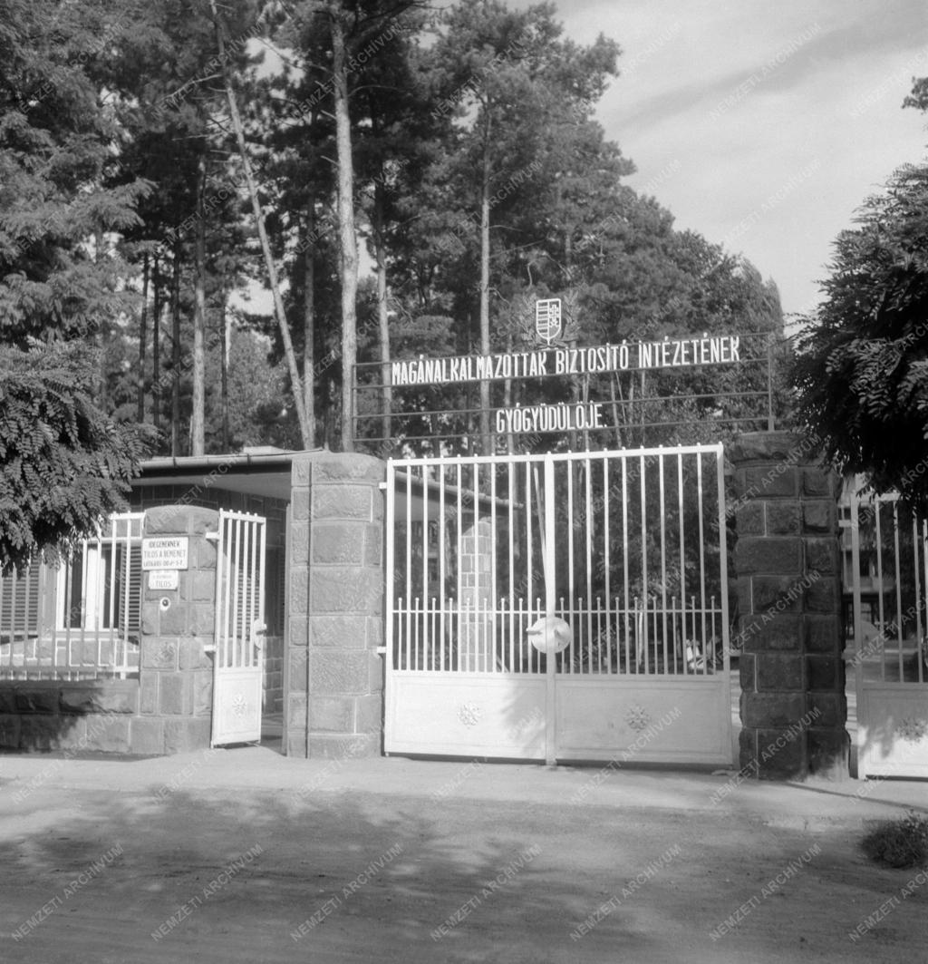 Nyaralás - MABI üdülő