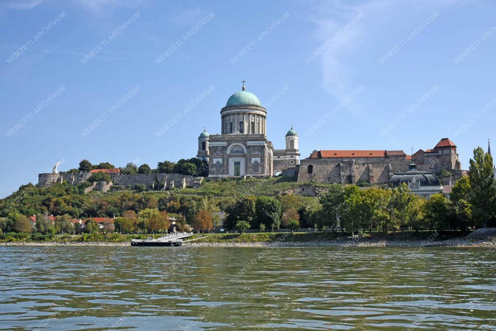 Városkép - Esztergom - A Bazilika és a vár