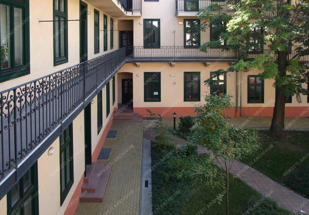 Emlékhely - Budapest - József Attila szülőháza 